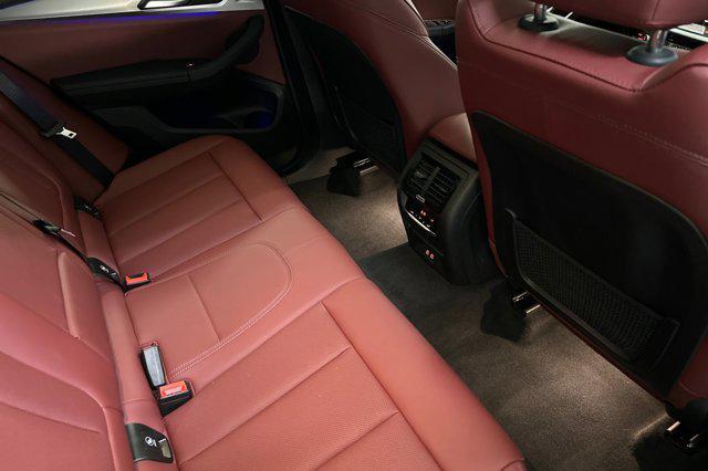 Photo of 2022 Mineral White Metallic BMW X3