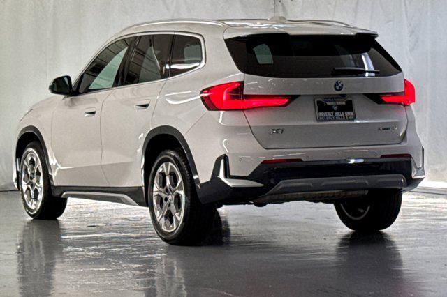Photo of 2024 White BMW X1