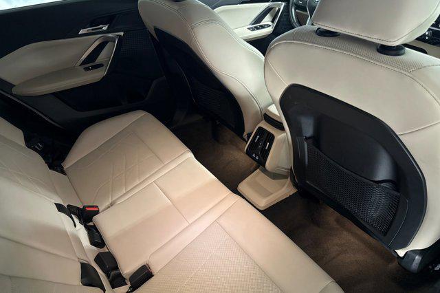 Photo of 2024 White BMW X1