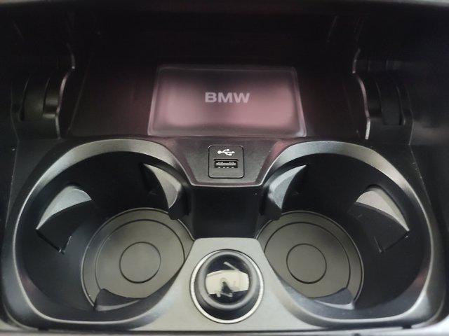 Photo of 2025 Black Sapphire Metallic BMW 330