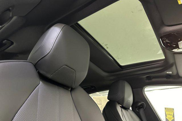 Photo of 2026 Alpine White BMW 530
