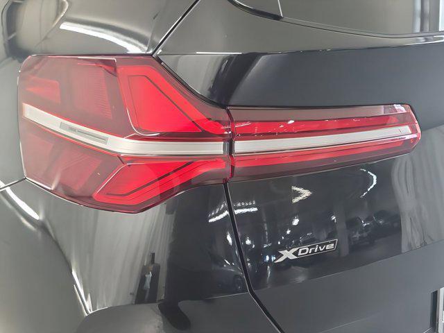 Photo of 2025 Black Sapphire Metallic BMW X3