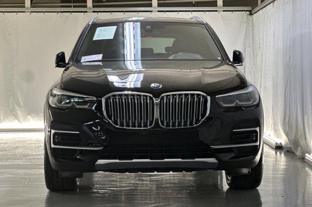 Photo of 2022 Jet Black BMW X5