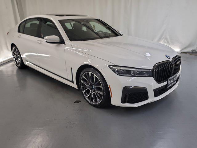 Photo of 2022 Alpine White BMW 740