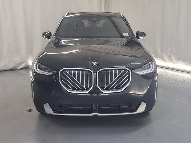 Photo of 2025 Black Sapphire Metallic BMW X3