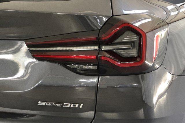 Photo of 2022 Dark Graphite Metallic BMW X3