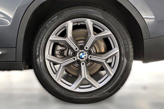 Photo of 2022 Dark Graphite Metallic BMW X3