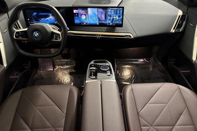 Photo of 2022 Sophisto Grey BMW iX