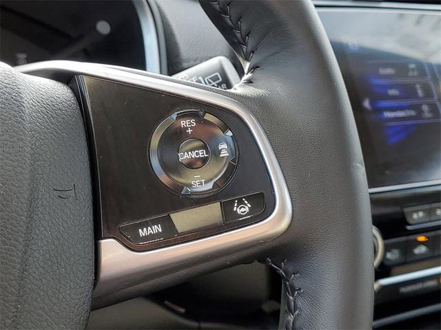 Photo of 2022 Platinum White Pearl Honda CR-V