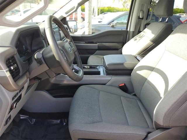 Photo of 2024 Oxford White Ford F-150