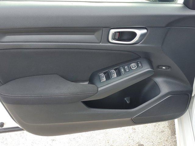 Photo of 2023 Platinum White Pearl Honda Civic