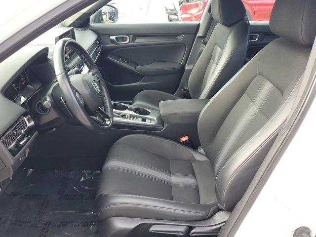 Photo of 2023 Platinum White Pearl Honda Civic
