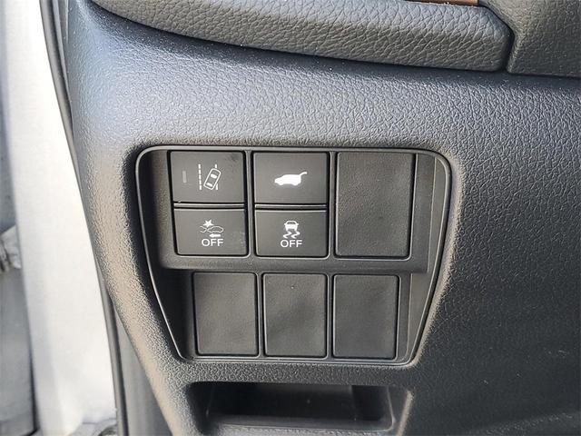 Photo of 2022 Lunar Silver Metallic Honda CR-V
