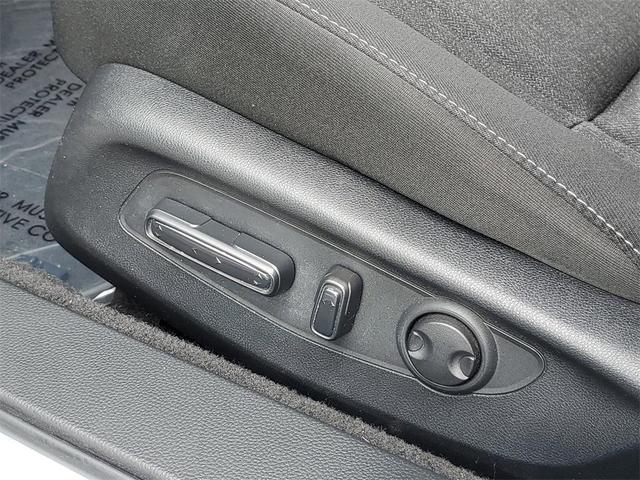 Photo of 2023 Lunar Silver Metallic Honda Accord