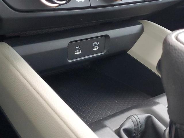 Photo of 2024 Platinum White Pearl Honda Accord