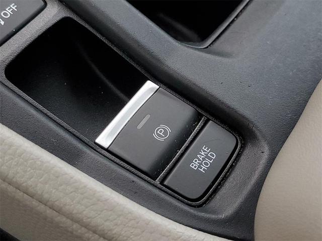 Photo of 2024 Platinum White Pearl Honda Accord