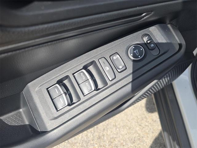 Photo of 2023 Platinum White Pearl Honda Accord