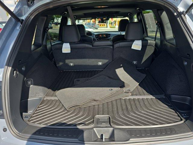 Photo of 2023 Sonic Gray Pearl Honda Passport