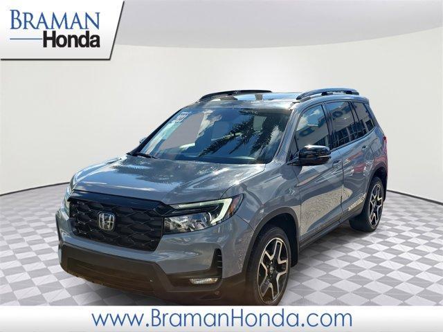 Photo of 2023 Sonic Gray Pearl Honda Passport