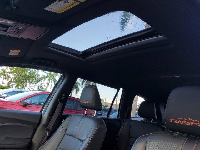 Photo of 2022 Silver Honda Passport