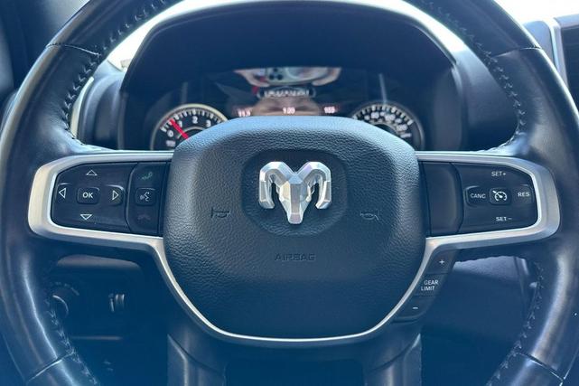 Photo of 2022 Diamond Black Crystal Pearlcoat RAM 1500