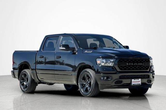 Photo of 2022 Diamond Black Crystal Pearlcoat RAM 1500