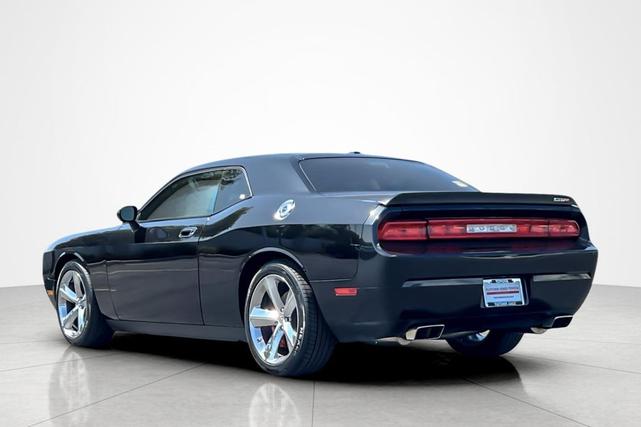 Photo of 2010 Brilliant Black Crystal Pearlcoat Dodge Challenger