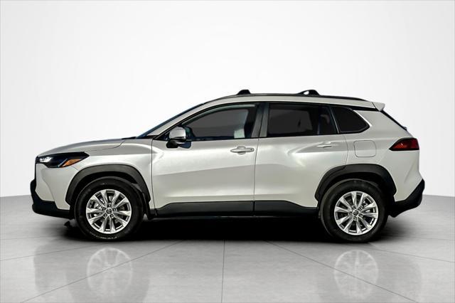 Photo of 2022 Wind Chill Pearl Toyota Corolla Cross