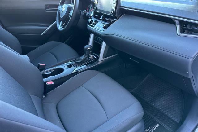 Photo of 2022 Wind Chill Pearl Toyota Corolla Cross