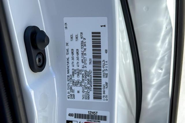 Photo of 2025 Ice Cap Toyota Tundra