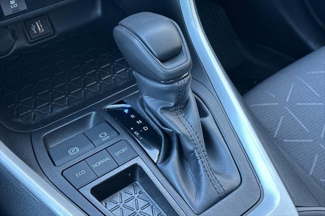 Photo of 2024 Silver Sky Metallic Toyota RAV4