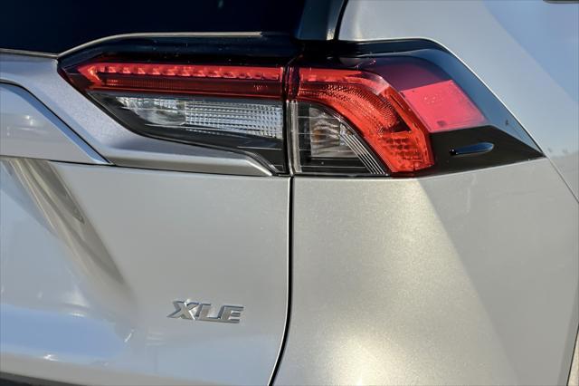 Photo of 2024 Silver Sky Metallic Toyota RAV4