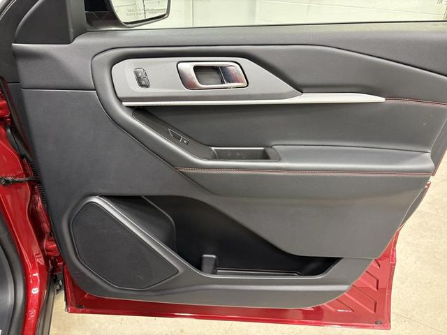 Photo of 2025 Red Metallic Ford Explorer