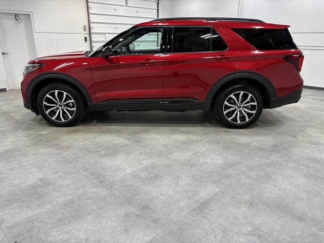 Photo of 2025 Red Metallic Ford Explorer