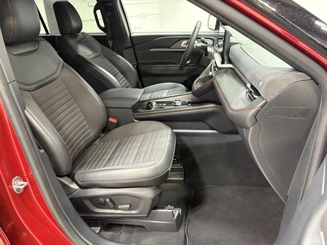 Photo of 2025 Red Metallic Ford Explorer
