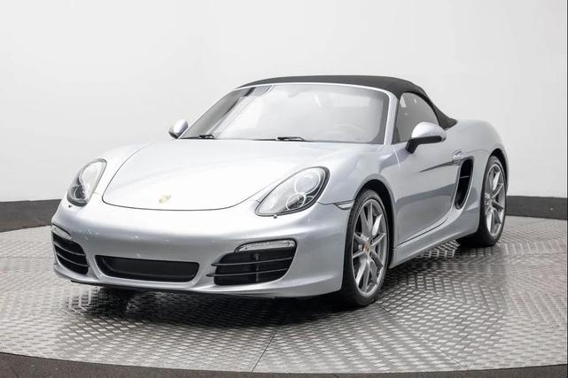 Photo of 2014 Silver Porsche Boxster