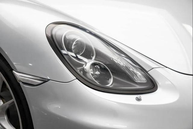 Photo of 2014 Silver Porsche Boxster