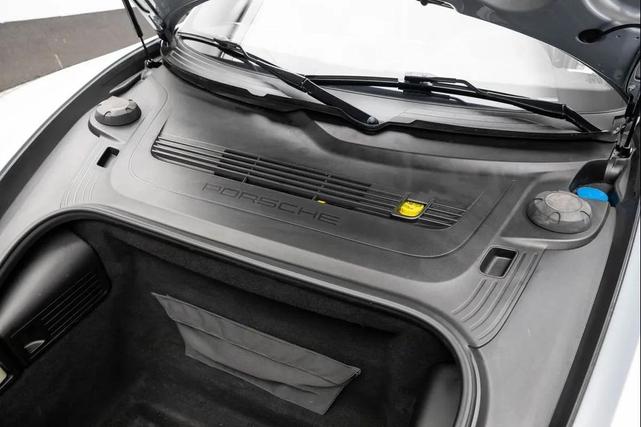 Photo of 2014 Silver Porsche Boxster