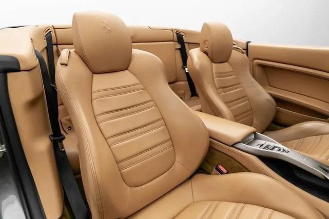 Photo of 2011 Gray Ferrari California