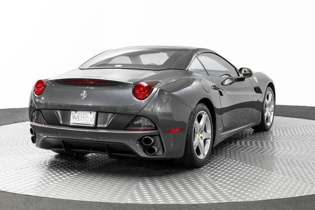 Photo of 2011 Gray Ferrari California