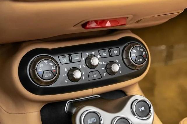 Photo of 2011 Gray Ferrari California