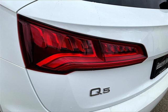Photo of 2020 White Audi Q5