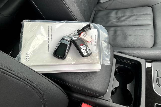 Photo of 2020 White Audi Q5