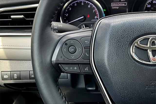 Photo of 2018 Predawn Gray Mica Toyota Camry