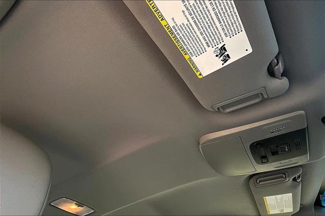 Photo of 2018 Predawn Gray Mica Toyota Camry