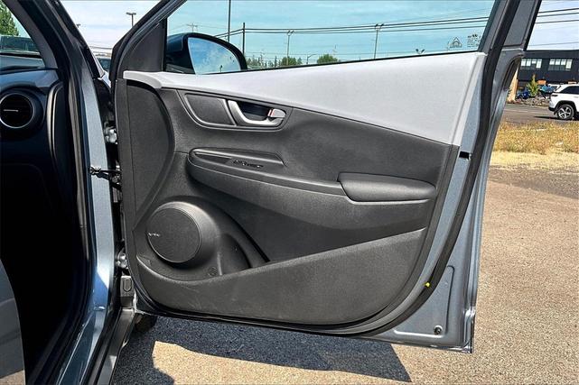 Photo of 2018 Sonic Silver Hyundai KONA