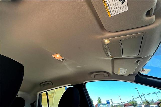 Photo of 2023 Deep Blue Pearl Nissan Leaf