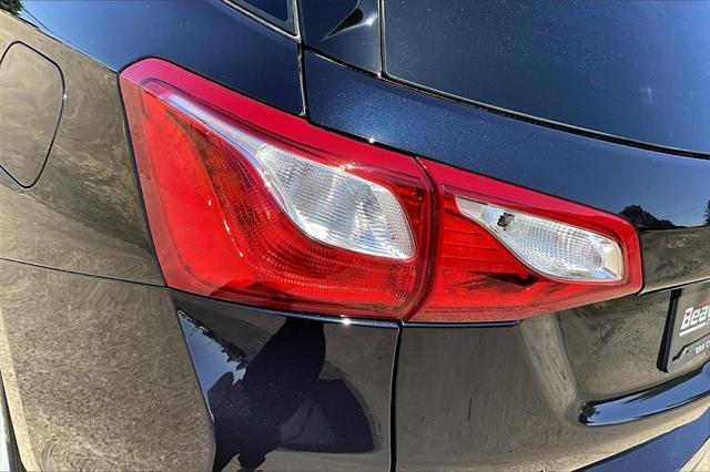 Photo of 2021 Midnight Blue Metallic Chevrolet Equinox