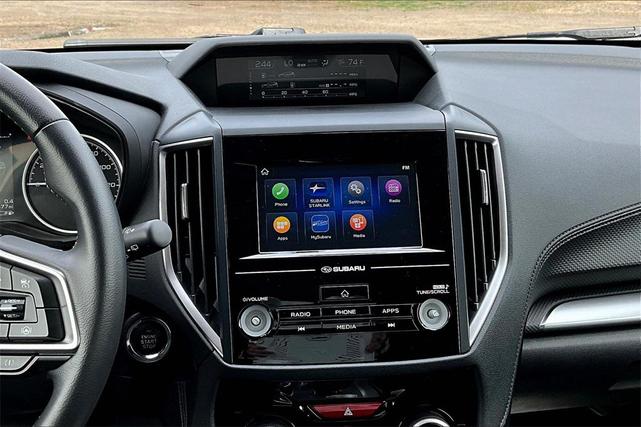 Photo of 2024 Ice Silver Metallic Subaru Forester