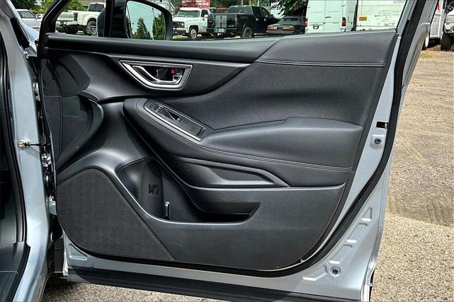 Photo of 2024 Ice Silver Metallic Subaru Forester